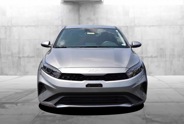 Kia Forte Vehicle Image 04