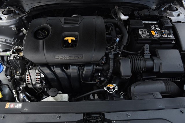 Kia Forte Vehicle Image 22