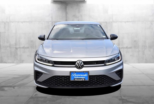 Volkswagen Jetta Vehicle Image 04