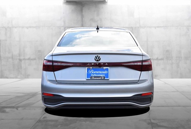 Volkswagen Jetta Vehicle Image 06