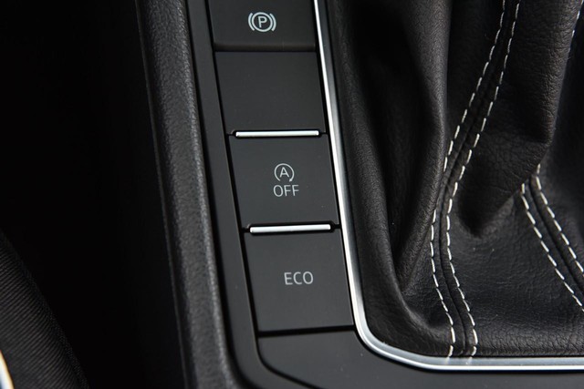 Volkswagen Jetta Vehicle Image 17