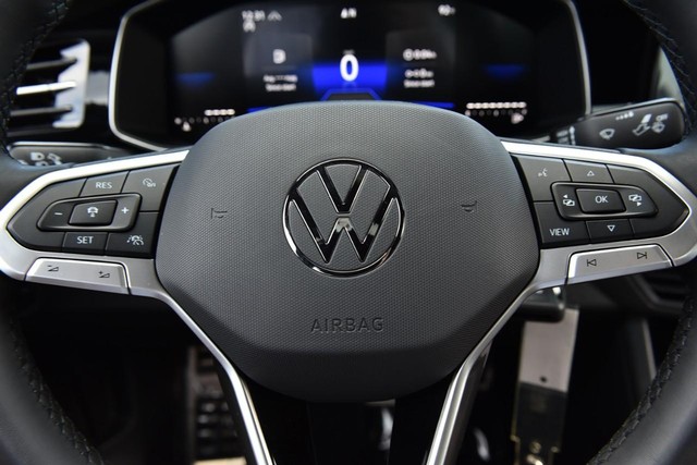 Volkswagen Jetta Vehicle Image 18