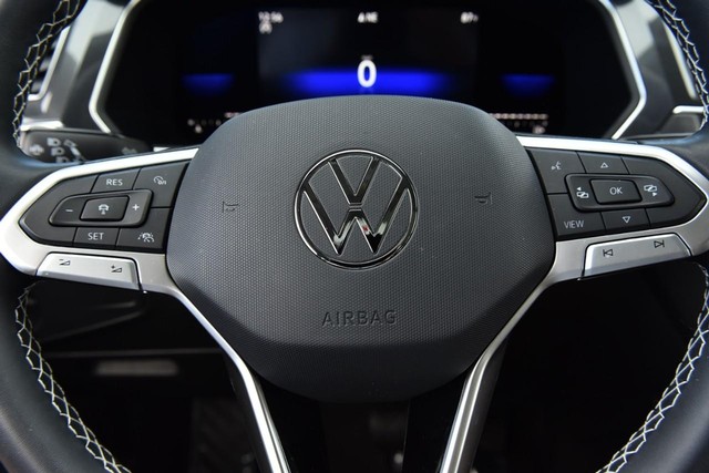 Volkswagen Tiguan Vehicle Image 17