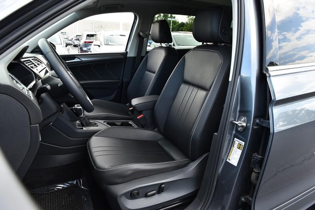 Volkswagen Tiguan Vehicle Image 18