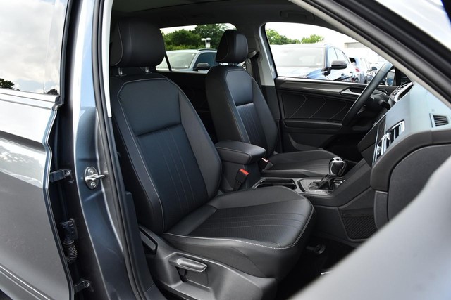 Volkswagen Tiguan Vehicle Image 19