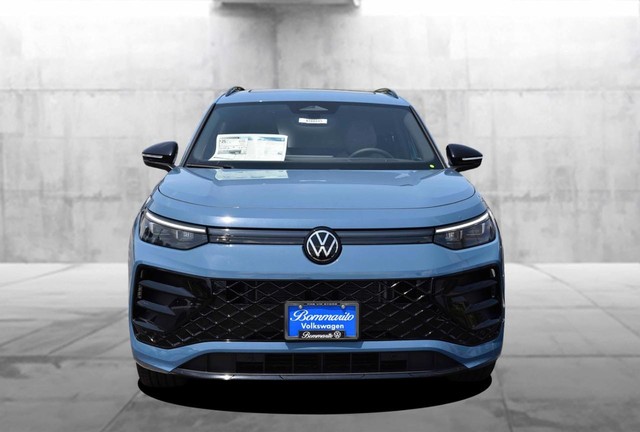 Volkswagen Tiguan Vehicle Image 04