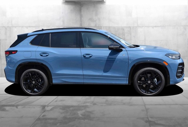 Volkswagen Tiguan Vehicle Image 05
