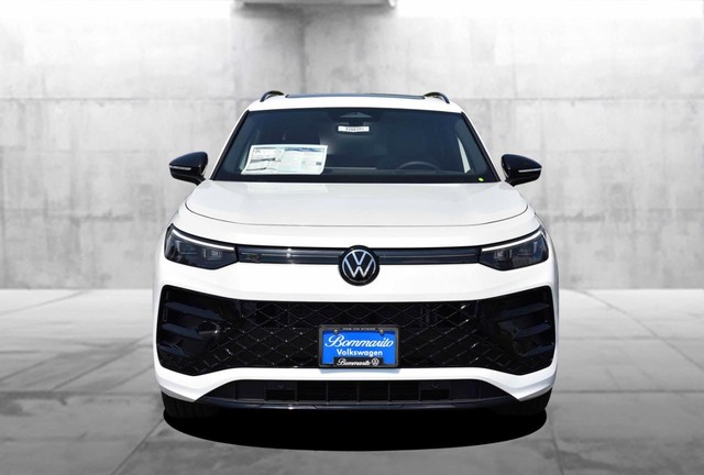 Volkswagen Tiguan Vehicle Image 04