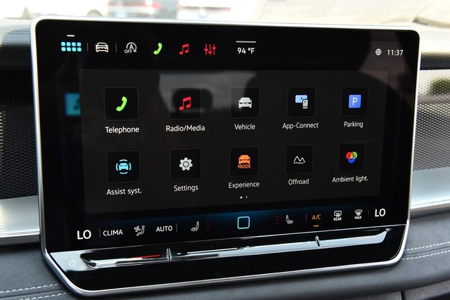 Volkswagen Tiguan Vehicle Image 15
