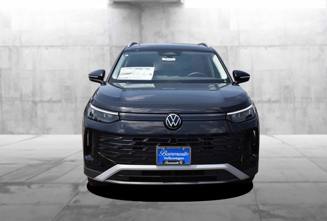 Volkswagen Tiguan Vehicle Image 04