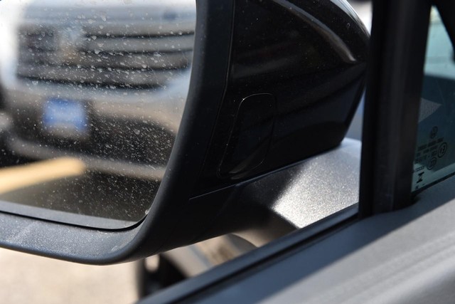 Volkswagen Tiguan Vehicle Image 10