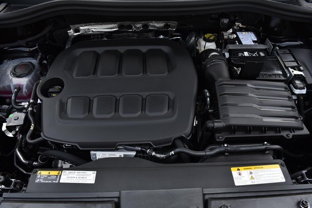 Volkswagen Tiguan Vehicle Image 27