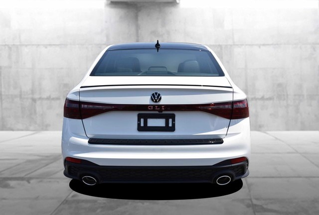 Volkswagen Jetta GLI Vehicle Image 06