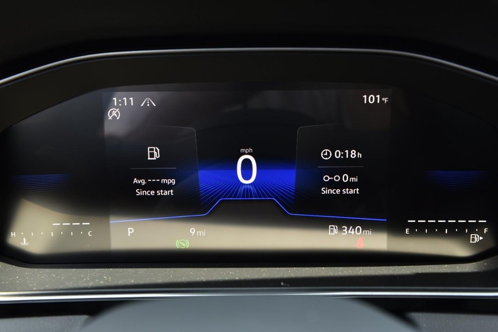 Volkswagen Jetta Vehicle Full-screen Gallery Image 12