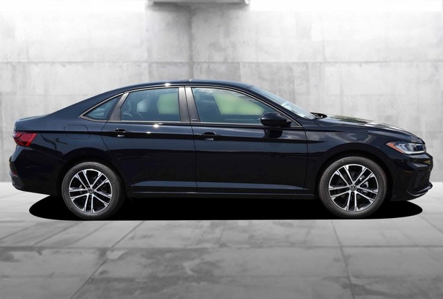 Volkswagen Jetta Vehicle Image 05