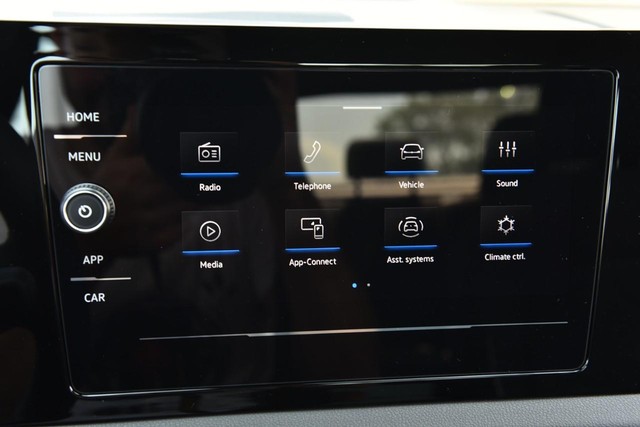 Volkswagen Jetta Vehicle Image 14