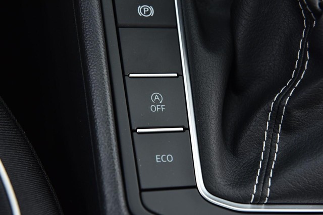 Volkswagen Jetta Vehicle Image 17