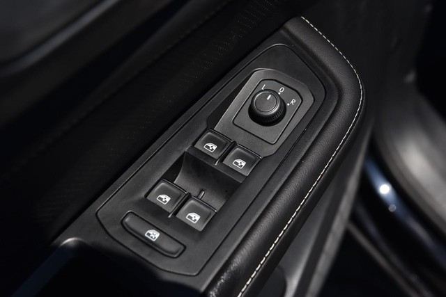 Volkswagen Atlas Cross Sport Vehicle Image 08