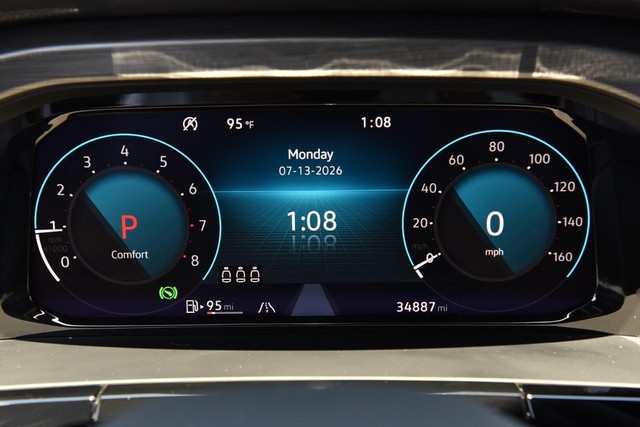 Volkswagen Atlas Cross Sport Vehicle Image 11