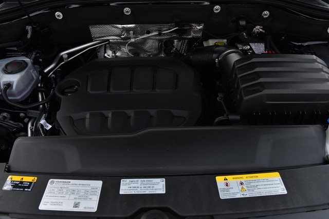 Volkswagen Atlas Cross Sport Vehicle Image 27