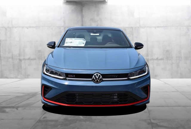 Volkswagen Jetta GLI Vehicle Image 04