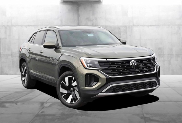 Volkswagen Atlas Cross Sport Vehicle Image 02