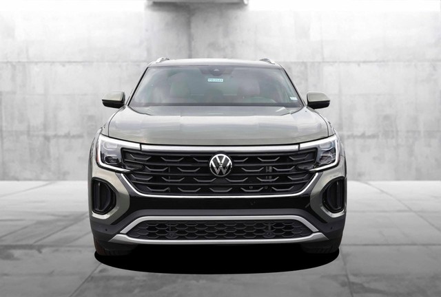 Volkswagen Atlas Cross Sport Vehicle Image 04