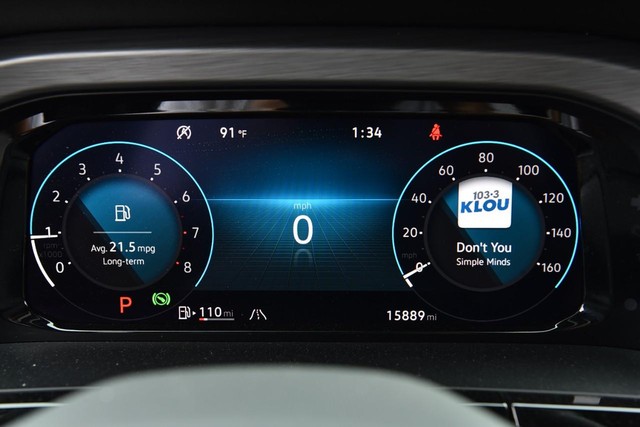 Volkswagen Atlas Cross Sport Vehicle Image 12