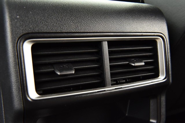 Volkswagen Atlas Cross Sport Vehicle Image 23