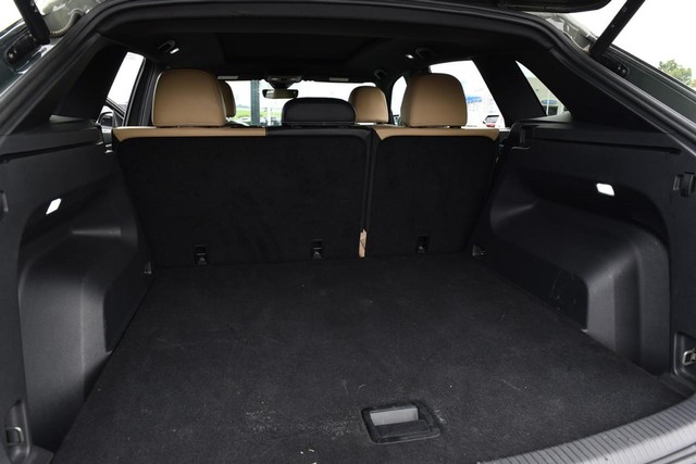Volkswagen Atlas Cross Sport Vehicle Image 25