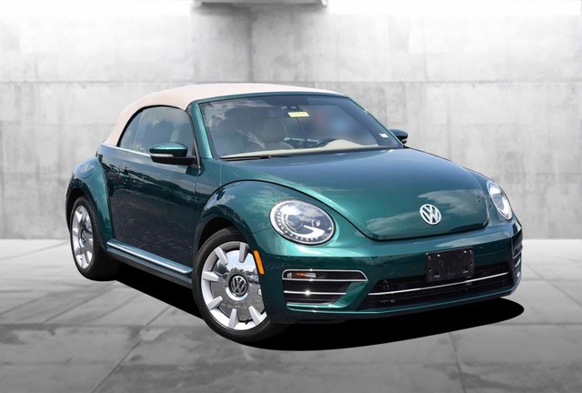 Volkswagen Beetle Convertible Vehicle Image 02