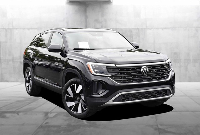 Volkswagen Atlas Cross Sport Vehicle Image 02
