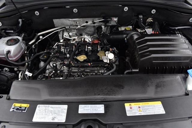 Volkswagen Atlas Cross Sport Vehicle Image 27