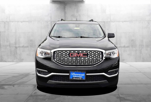 GMC Acadia Vehicle Image 04