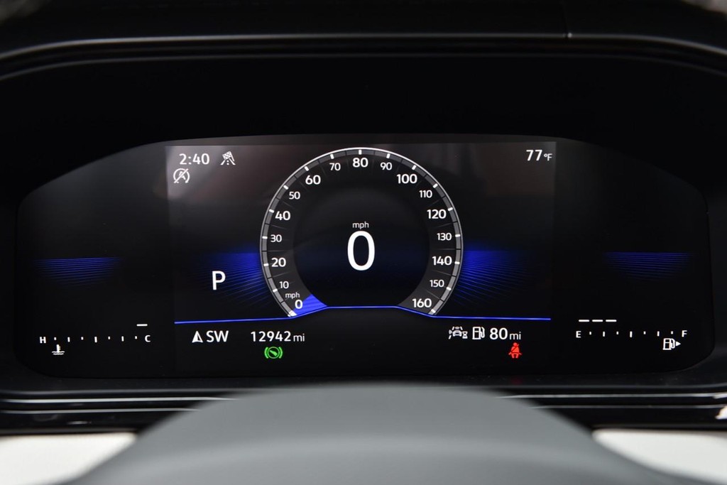 Volkswagen Taos Vehicle Full-screen Gallery Image 11