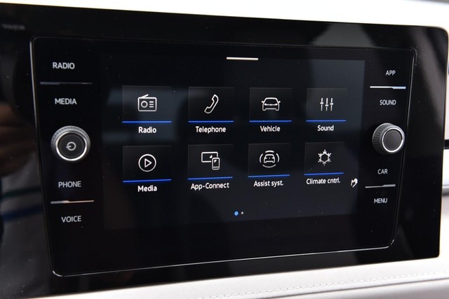 Volkswagen Taos Vehicle Image 14