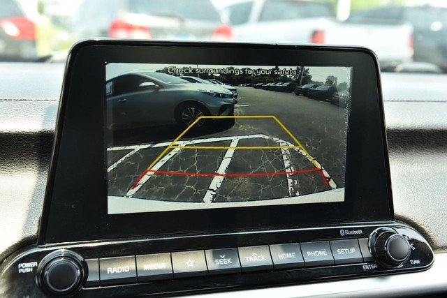 Kia Forte Vehicle Image 11