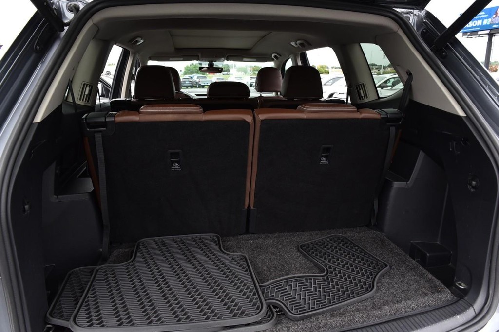 Volkswagen Atlas Vehicle Full-screen Gallery Image 26