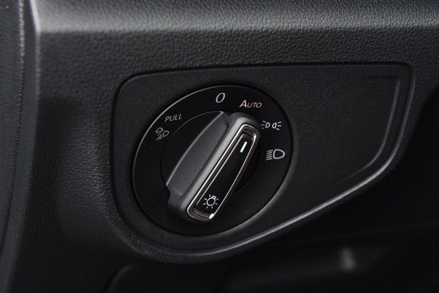 Volkswagen Atlas Vehicle Image 11