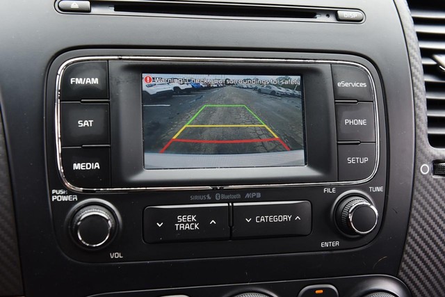 Kia Forte 5-Door Vehicle Image 11