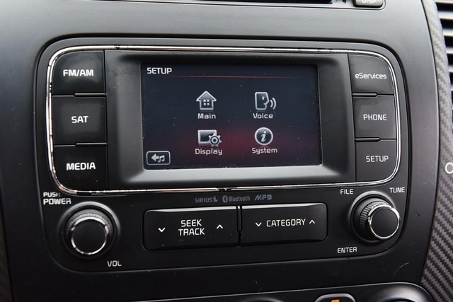 Kia Forte 5-Door Vehicle Image 12