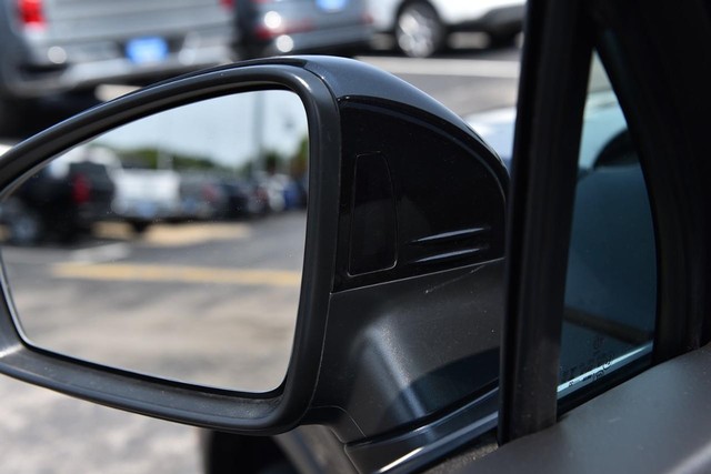 Volkswagen Tiguan Vehicle Image 10
