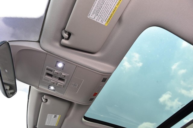 Volkswagen Taos Vehicle Image 20
