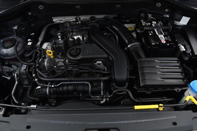 Volkswagen Taos Vehicle Image 25