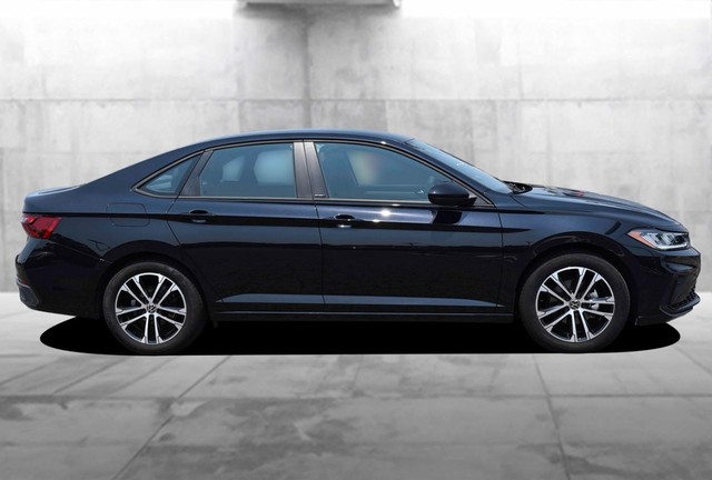 Volkswagen Jetta Vehicle Image 05