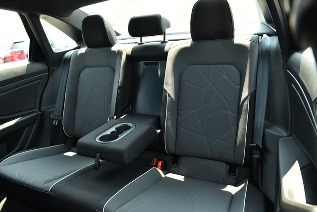 Volkswagen Jetta Vehicle Image 21