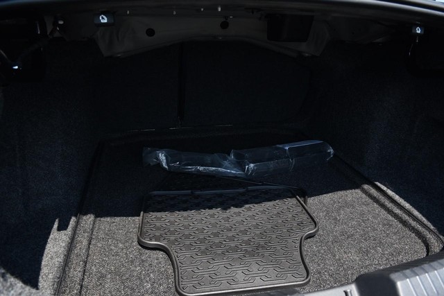 Volkswagen Jetta Vehicle Image 22