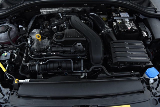 Volkswagen Jetta Vehicle Image 23