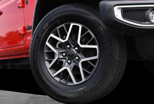 Jeep Wrangler Vehicle Image 03
