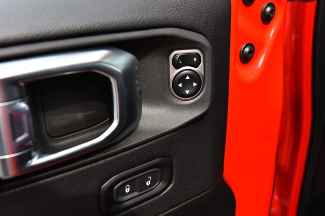 Jeep Wrangler Vehicle Image 08